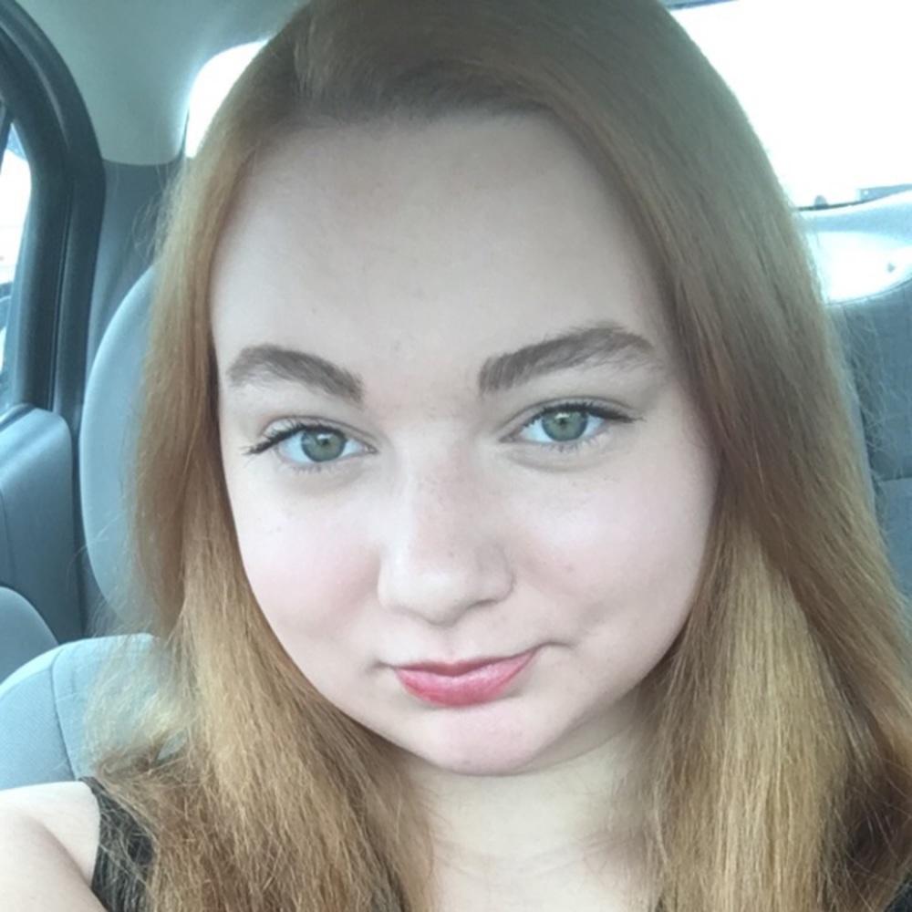 Meet your Posher, Lauren